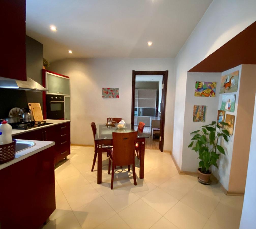 טביליסי Opera Apartment מראה חיצוני תמונה